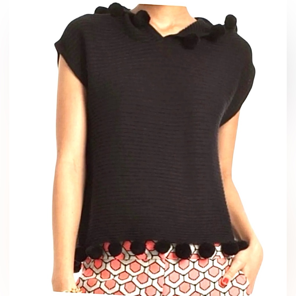 Trina Turk Small Ribbed Hoodie Pom-Pom Sweater